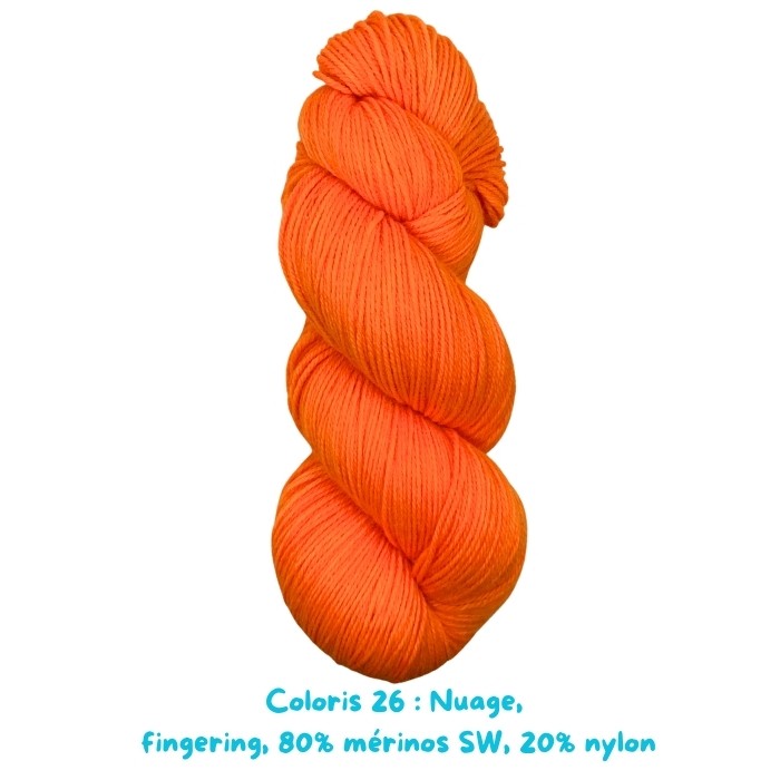Nuage fingering: Coloris 26, Les aventures en cuisine de Nora.