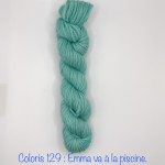 Coloris 129 : Emma va à la piscine. 